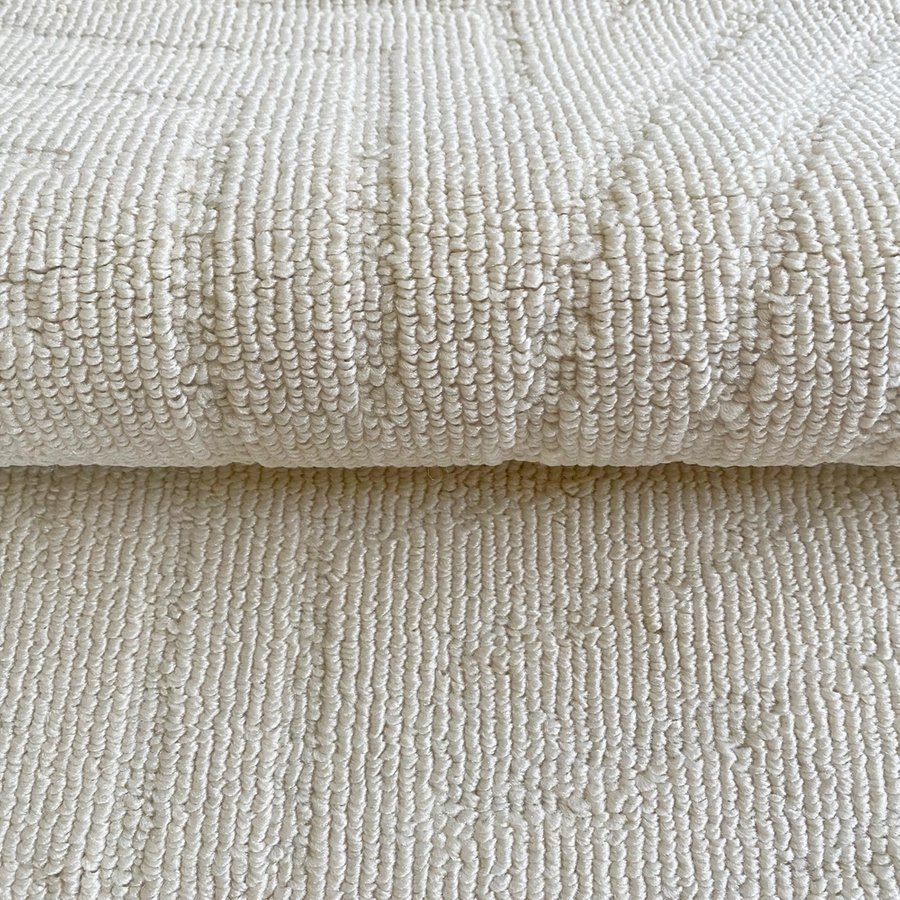 NORDIC CHARM - LAVISH